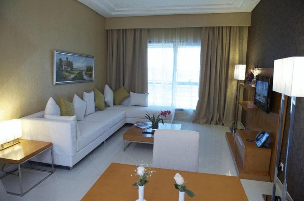 Grand Bellevue Hotel Apartment ดูไบ ห้อง รูปภาพ